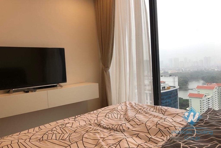 Beautiful two bedrooms apartment for rent in Vinhome Metropolis, Ba Dinh district, Ha Noi